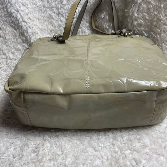 Vintage COACH patent Gray Leather Signature F17729 Tote silver tone hardwares - Picture 3 of 9
